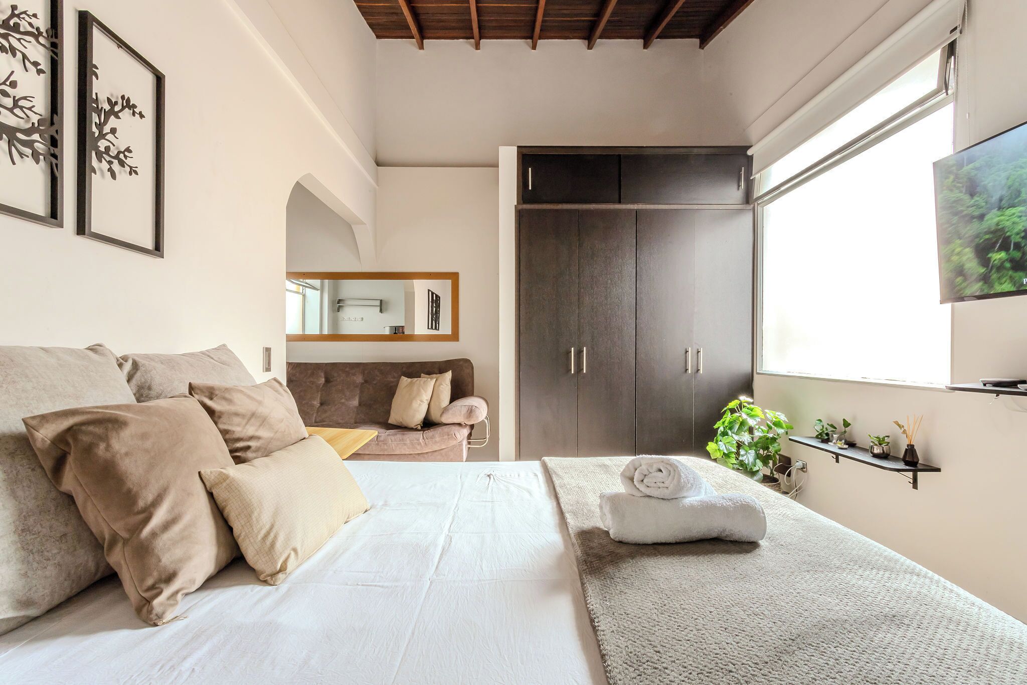 Studio, 1 Queen Bed with Sofa bed, Kitchenette