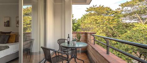 Leilighet, 1 queensize-seng, balkong, byutsikt | Terrasse/patio