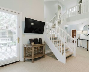 Interior - 3 Bedroom 3.5 Bath Townhouse End Unit (Hilton Head Island)