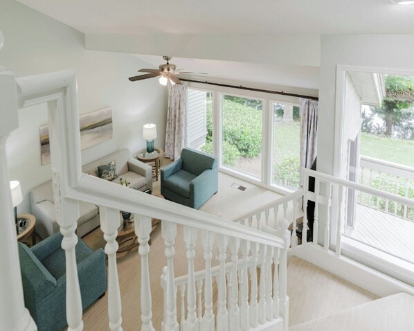 TV, DVD player, stereo - 3 Bedroom 3.5 Bath Townhouse End Unit (Hilton Head Island)