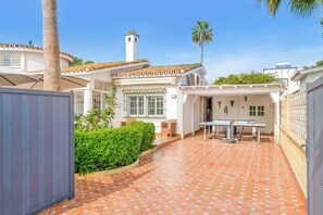 Villa (5 Bedrooms) | Exterior - Villa Ruby Sol (Estepona)