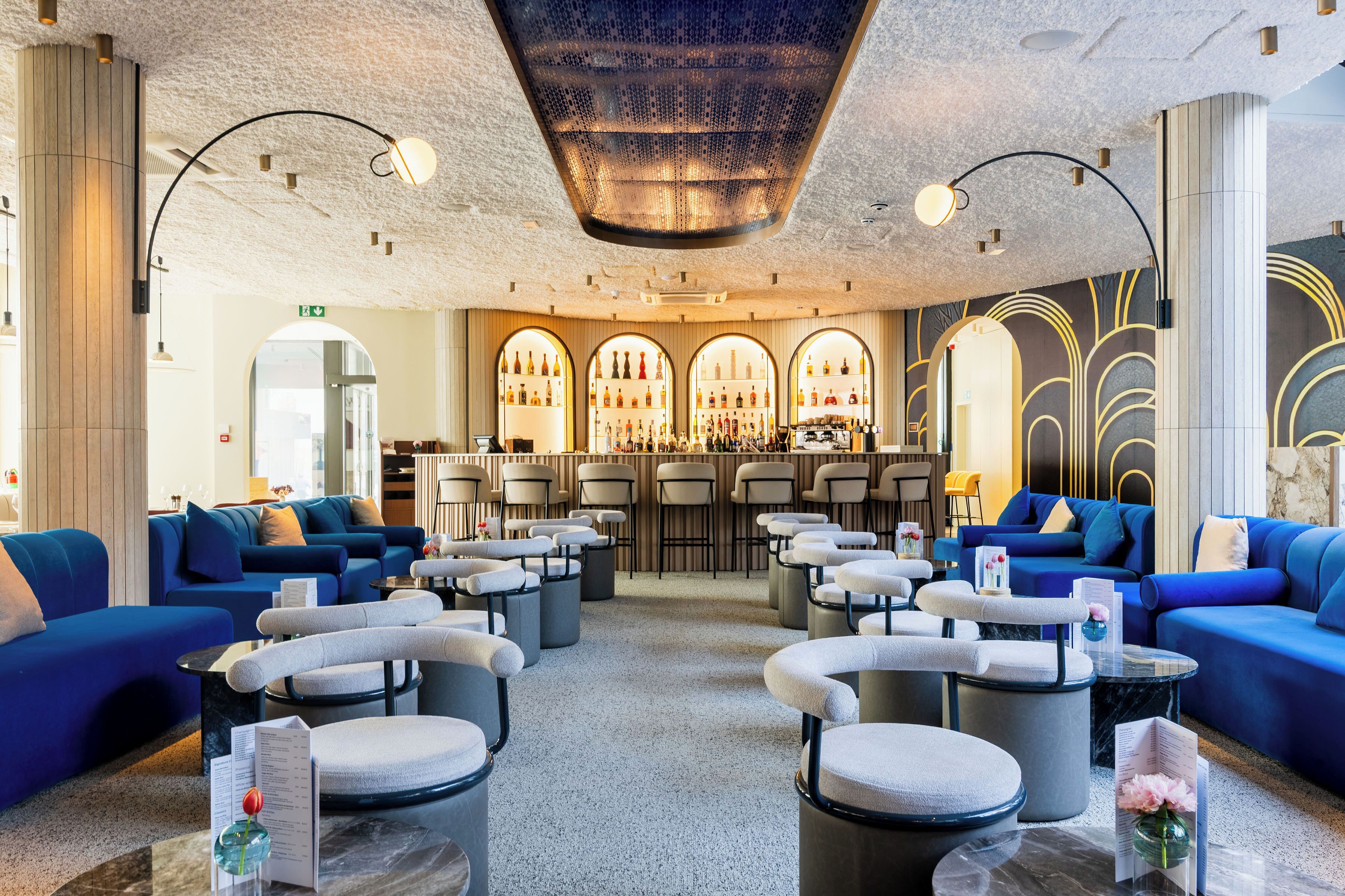 2 barer/lounger og takterrassebar