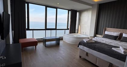 NORTH STAR RESORT HOTEL