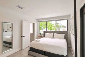 4 bedrooms, iron/ironing board, WiFi, bed sheets - Design District | Modern | 4 BR | Cloud Couch (Miami)