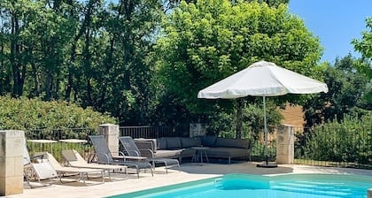 Maison Roques - Six Bedroom Villa, Sleeps 12