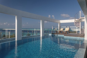 Piscina a l'aire lliure