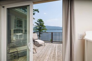 Interior - Large 4BR Waterfront Home with Dock! [Quarry Cove] (Mount Desert)