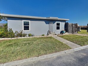 House (1 Bedroom) | Property amenity
