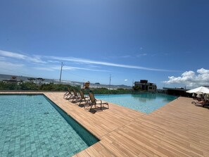 Luxury Apartment, Pool Access, City View | Garden view