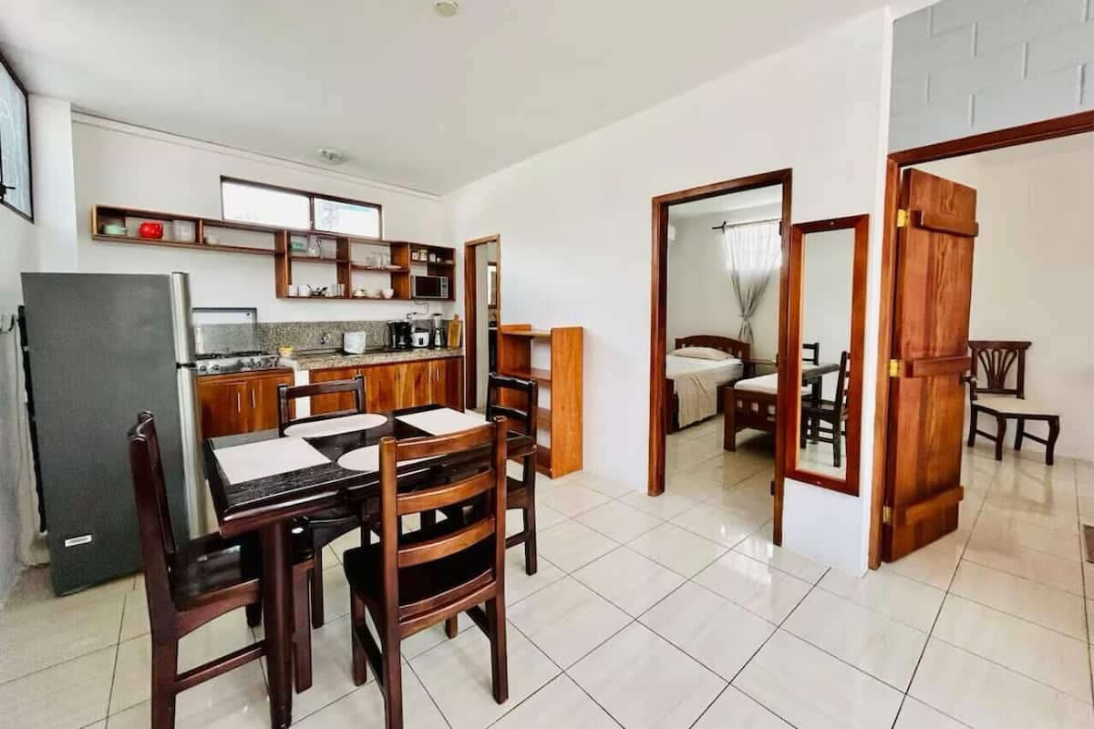 Appartement Familial, balcon, vue baie | Coin séjour