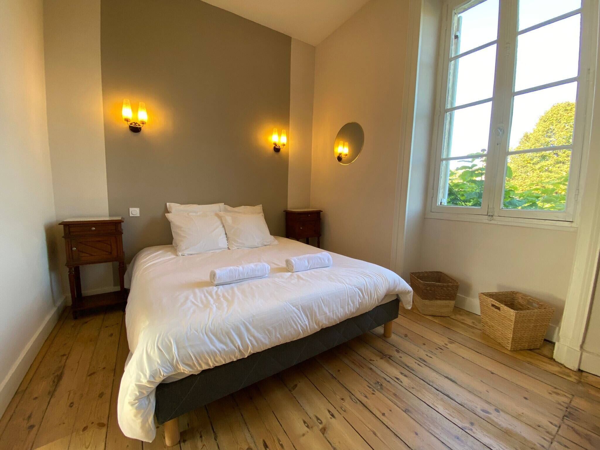 5 Schlafzimmer, Bügeleisen/Bügelbrett, kostenloses WLAN, Bettwäsche