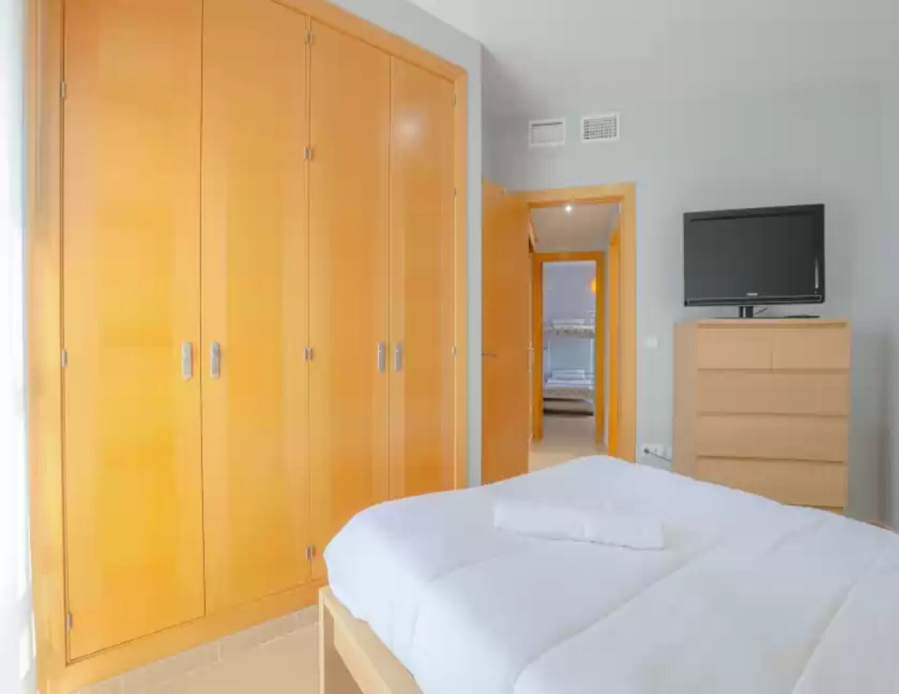 Apartemen | 2 kamar tidur, setrika/meja setrika, dan seprai linen
