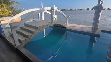 Alberca al aire libre