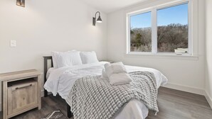 Unclassified image, 5 of 57, button - Little Sugar Lofts (Bella Vista)
