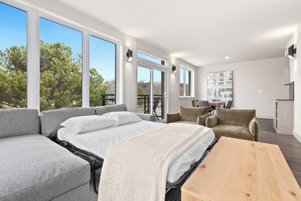 Comfort Apartment, Courtyard View | Living area