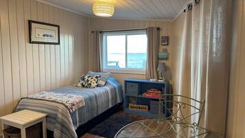 2 soverom, strykejern/-brett, wi-fi (inkludert) og sengetøy