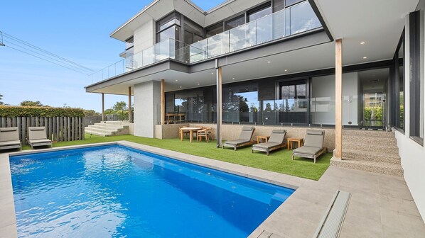 Piscine intérieure, piscine chauffée