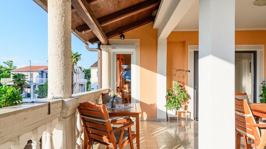 Beautiful Cottage in Nature