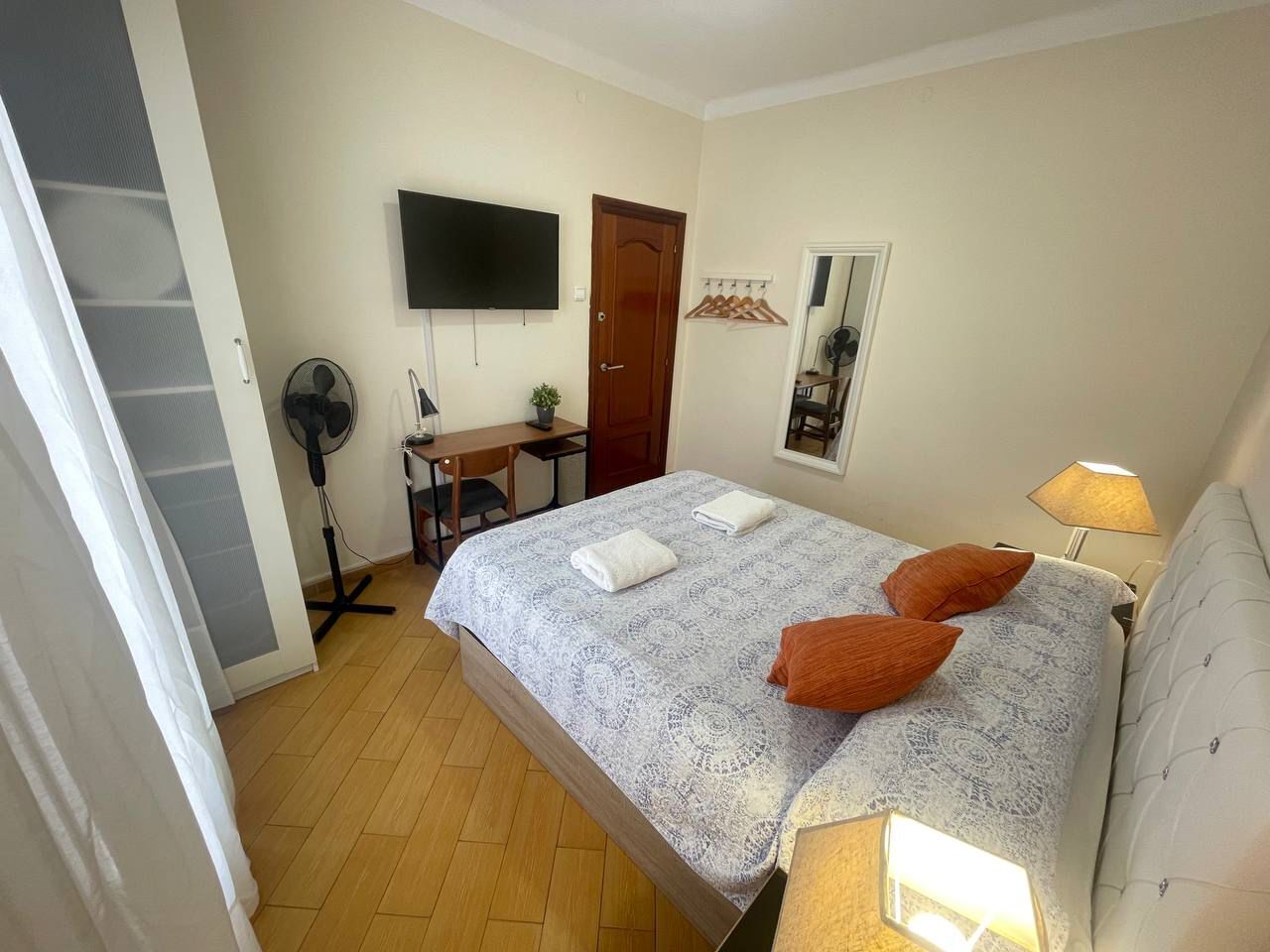 Photo - Rooms Nueva Valencia