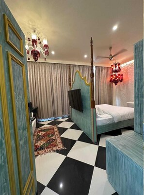 Signature Double Room | Busa memori, bar mini percuma, peti besi dalam bilik 