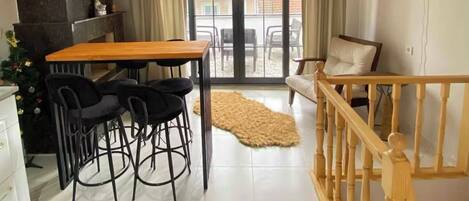 Appartement Deluxe, vue ville | Coin séjour