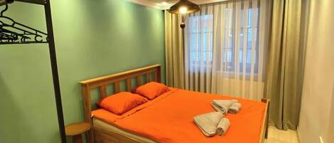 Deluxe Apartment, City View | 2 bedrooms, iron/ironing board, free WiFi