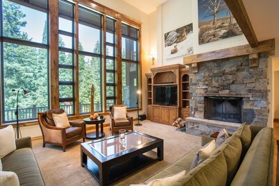 NEW! 9201 - Silver Aspen - Five Bedroom + Loft Luxury Townhome