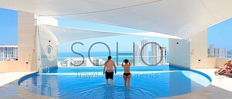 Basic Apartment | Pool