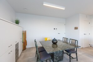 Apartment | Dining