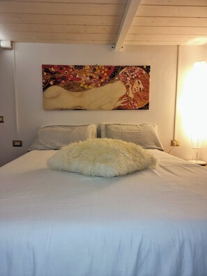 1 camera, ferro/asse da stiro, Wi-Fi, lenzuola