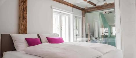 2 dormitorios, tabla de planchar con plancha, wifi y ropa de cama