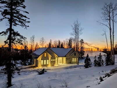 BRAND NEW Ski-In Ski-Out at Eagle Point Resort Utah - Sleeps 33 Comfortably!