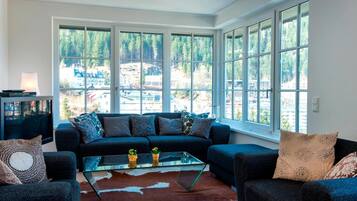 Apartment | Living area