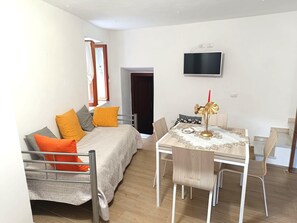 House | Living room