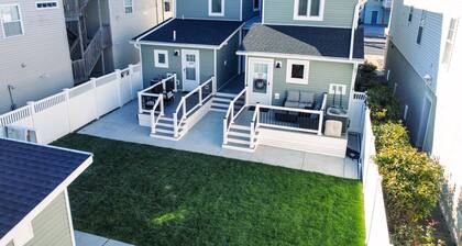 Elegant 3BR/2BA - short walk to the Beach