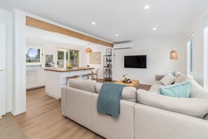 تلفزيون، كُتُب