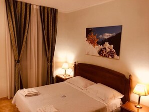 Een bureau, gratis wifi