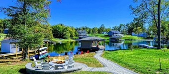 Lake Anna Lakefront | Hot Tub, Boat Dock, Beach