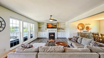 TV connectée, cheminée, jeux vidéo, espaces bureaux