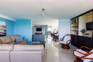 تلفزيون، مكتب