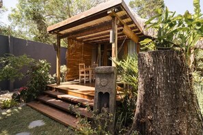 Luxury Room | 1 bedroom, minibar, individually furnished, free WiFi