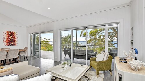 Salt and Serenity - A modern property with ocean views