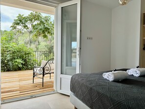 5 Schlafzimmer, Bügeleisen/Bügelbrett, Internetzugang, Bettwäsche
