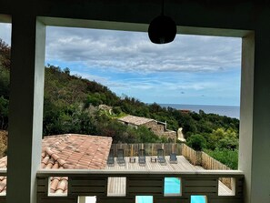 Property grounds - Villa Mare è Machja pool and sea view (Sari-Solenzara)