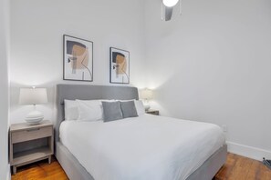 Apartment, 3 Bedrooms | Individually decorated, individually furnished, iron/ironing board