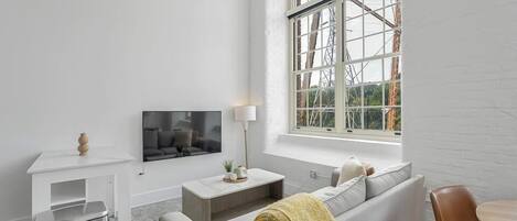 Een 40-inch televisie met digitale zenders