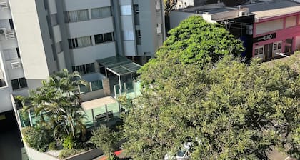 Chic 3-bedroom apartment with WiFi, AC in vibrant Centro Londrina
