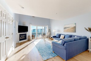 TV, fireplace, DVD player