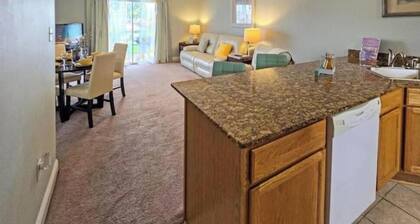 Best location in Biloxi! Walk to the beach!