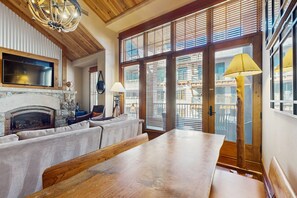 Interior - Modern condo with shared hot tub, fireplace, and walk to lifts - golf nearby (Truckee)